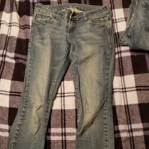 Delia's "Taylor" style jeans